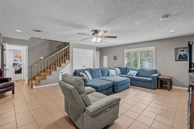 1708 Wimbleton Drive, Bedford, TX 76021