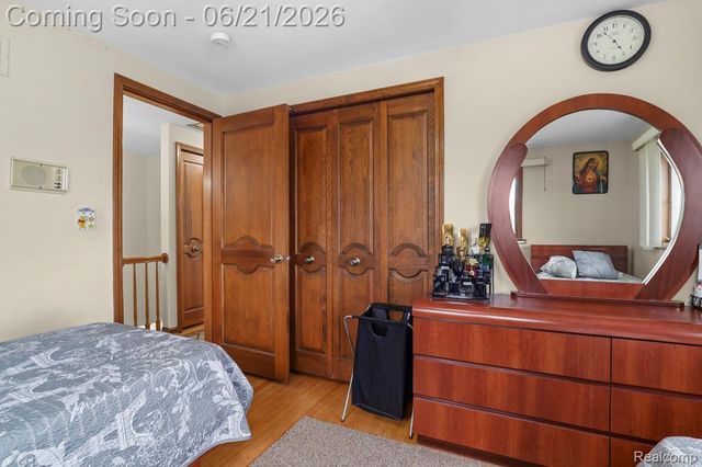 26449 Haverhill Drive, Warren, MI 48091
