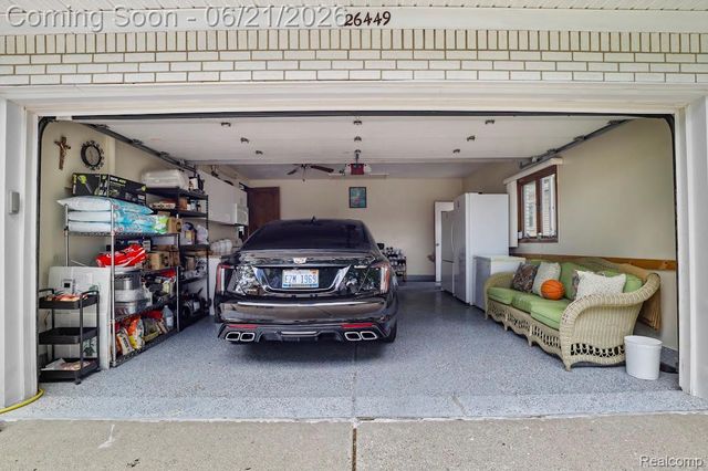 26449 Haverhill Drive, Warren, MI 48091