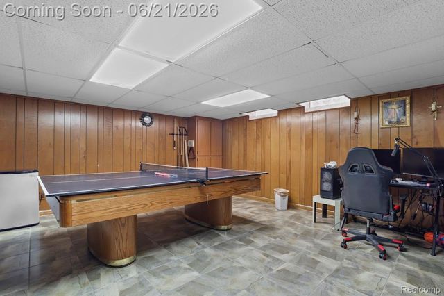 26449 Haverhill Drive, Warren, MI 48091