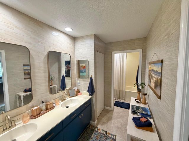 14757 Stirrup Lane, Wellington, FL 33414