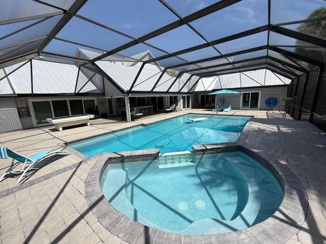 14757 Stirrup Lane, Wellington, FL 33414