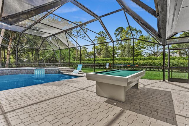 14757 Stirrup Lane, Wellington, FL 33414