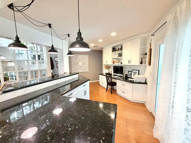 14757 Stirrup Lane, Wellington, FL 33414