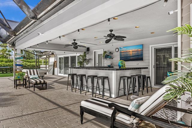 14757 Stirrup Lane, Wellington, FL 33414