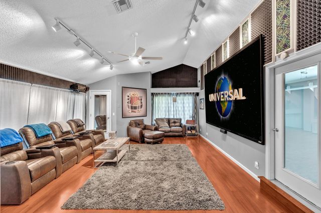 14757 Stirrup Lane, Wellington, FL 33414