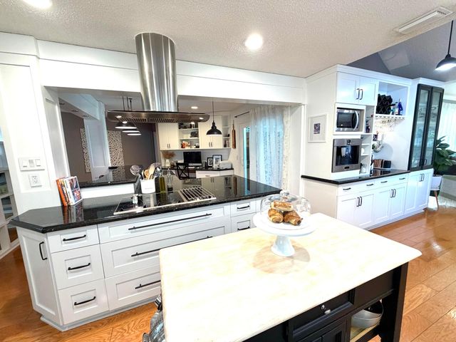 14757 Stirrup Lane, Wellington, FL 33414