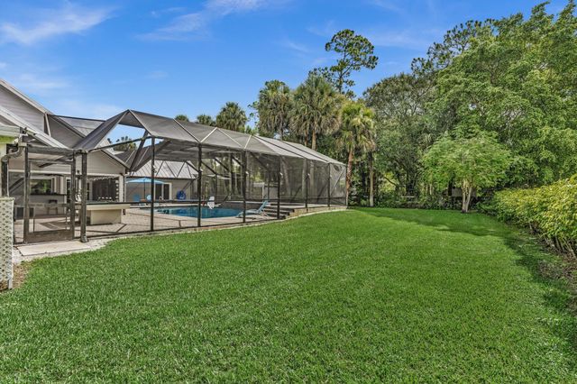 14757 Stirrup Lane, Wellington, FL 33414