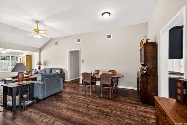 2018 BUDDING BLVD, San Antonio, TX 78247