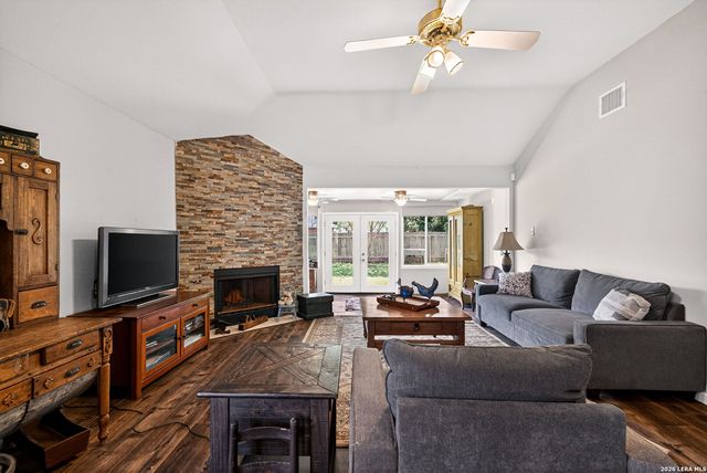 2018 BUDDING BLVD, San Antonio, TX 78247