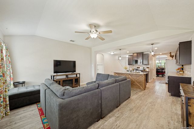 8918 Taylor, San Antonio, TX 78254