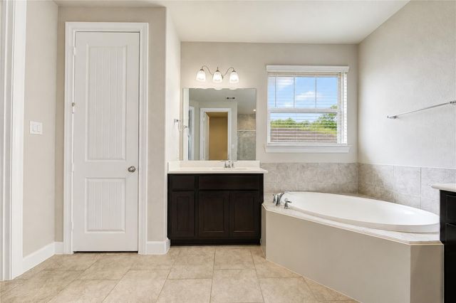 2334 Green Kale Drive, Richmond, TX 77406