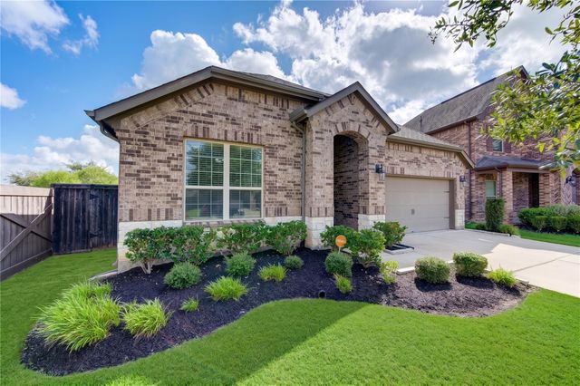 2334 Green Kale Drive, Richmond, TX 77406