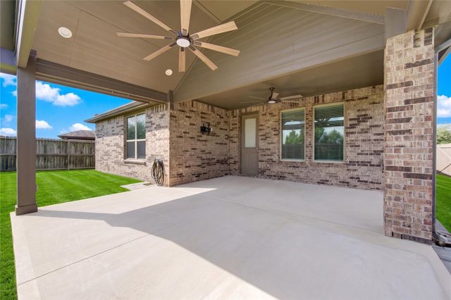 2334 Green Kale Drive, Richmond, TX 77406
