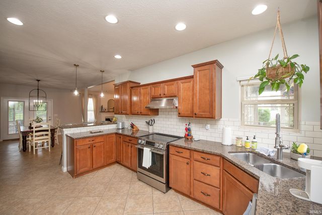782 N Commodores Lane, Lafayette, IN 47909