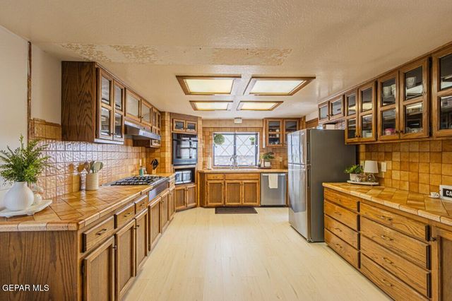 2425 ANISE Drive, El Paso, TX 79936
