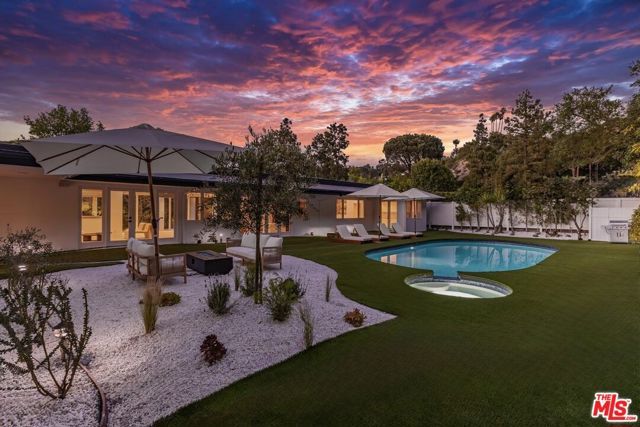 502 Evelyn Place, Beverly Hills, CA 90210