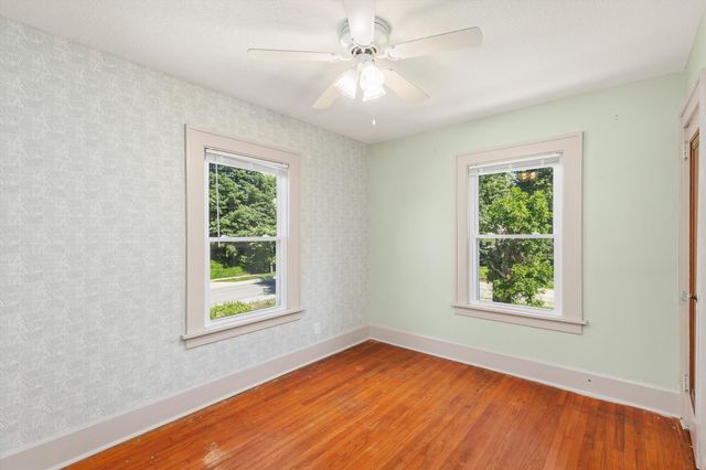 707 35th Street, Des Moines, IA 50312
