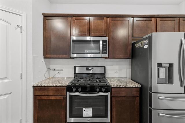 109 Finley Rae DR, Georgetown, TX 78626