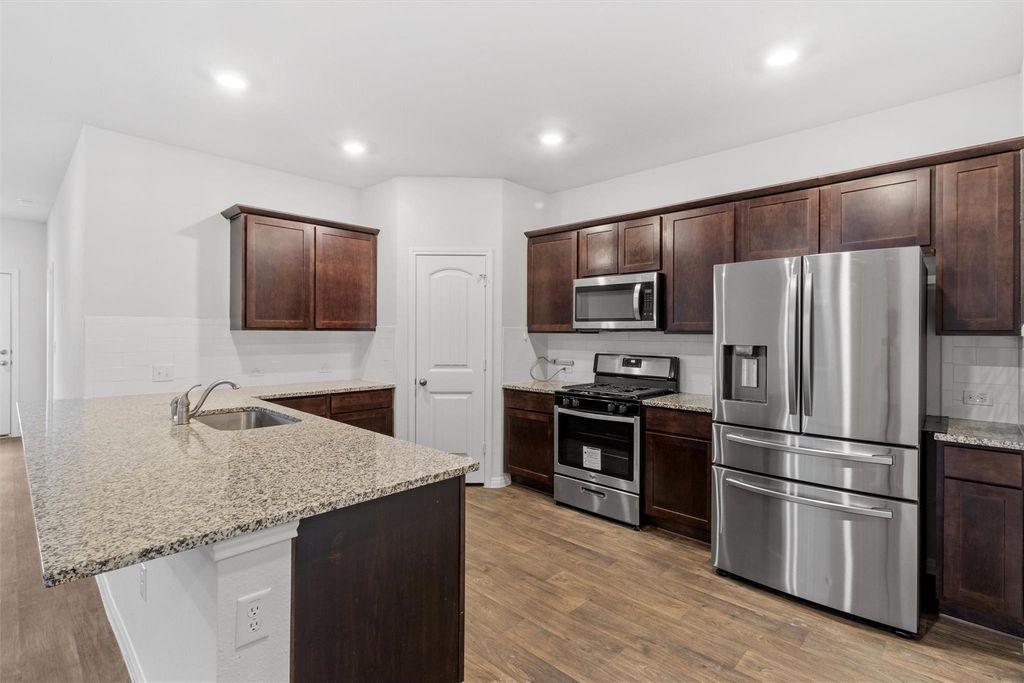 109 Finley Rae DR, Georgetown, TX 78626