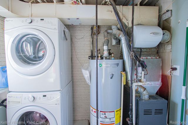 8453 Smethwick Road, Sterling Heights, MI 48312