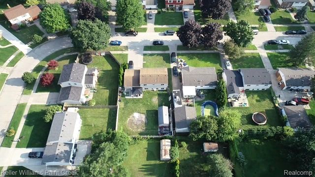 8453 Smethwick Road, Sterling Heights, MI 48312