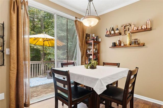 306 Chamberlyn Lane, Hiram, GA 30141