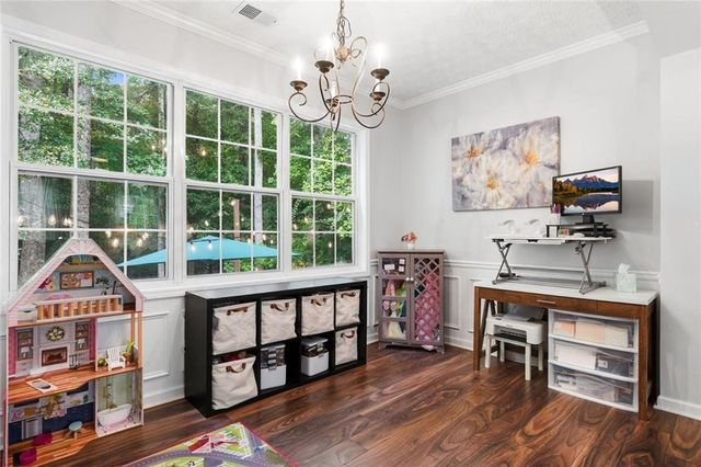 306 Chamberlyn Lane, Hiram, GA 30141