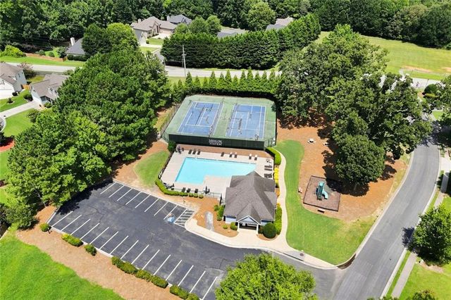 306 Chamberlyn Lane, Hiram, GA 30141
