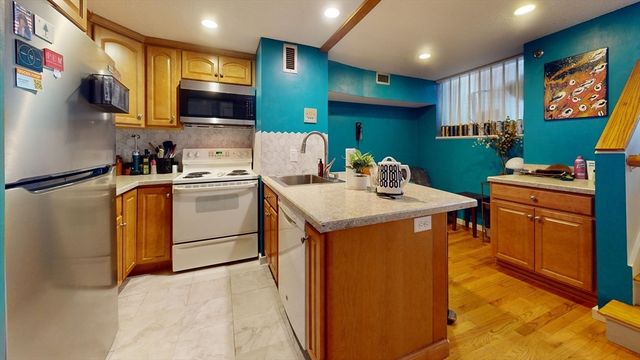 11 Margin St 7, Lynn, MA 01905