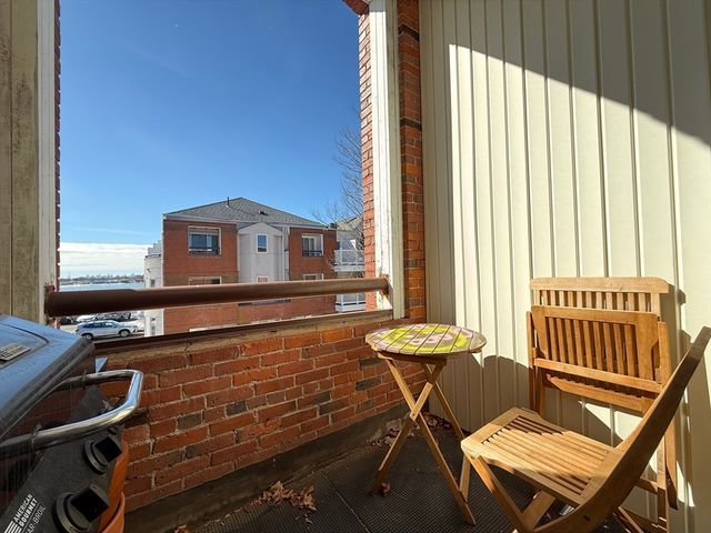 11 Margin St 7, Lynn, MA 01905