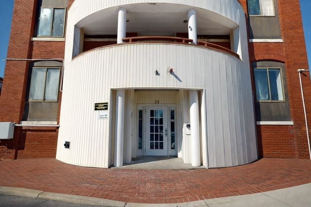 11 Margin St 7, Lynn, MA 01905