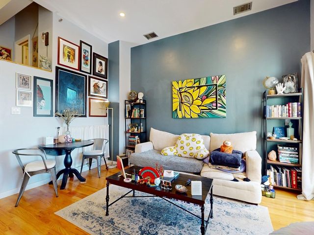 11 Margin St 7, Lynn, MA 01905