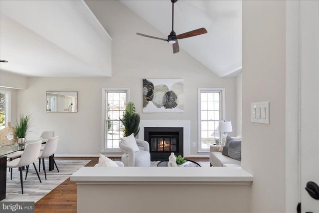 5 RAWLSTON CT, Sterling, VA 20165