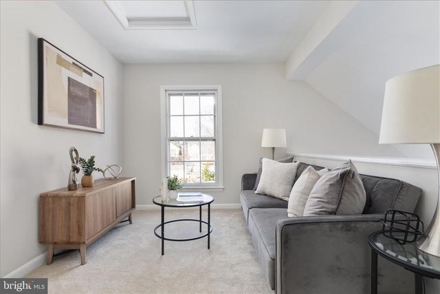 5 RAWLSTON CT, Sterling, VA 20165