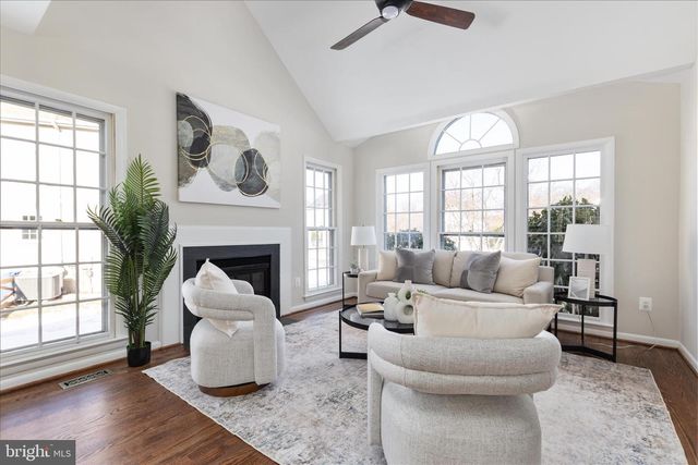 5 RAWLSTON CT, Sterling, VA 20165