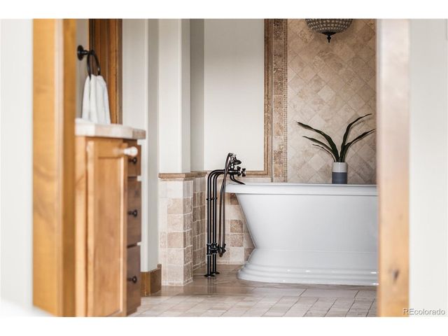 1251 Buffalo Ridge Rd, Castle Pines, CO 80108