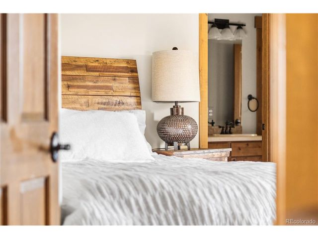 1251 Buffalo Ridge Rd, Castle Pines, CO 80108