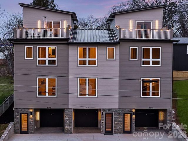 9 Gudger Road, Asheville, NC 28806