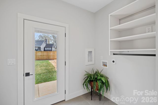 9 Gudger Road, Asheville, NC 28806