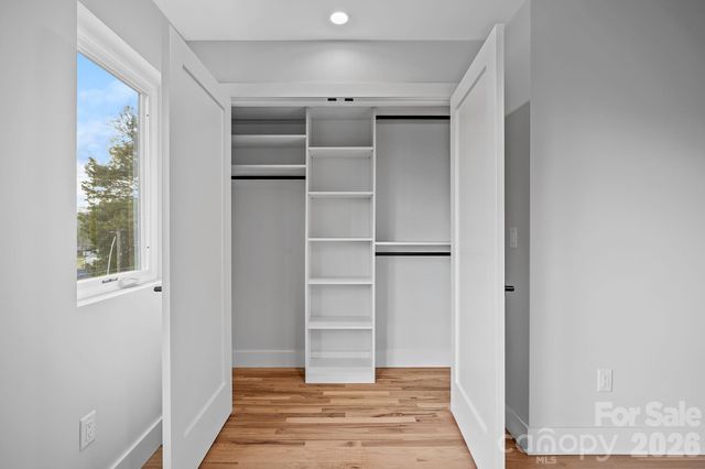9 Gudger Road, Asheville, NC 28806