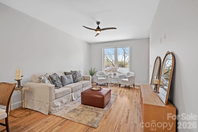 9 Gudger Road, Asheville, NC 28806