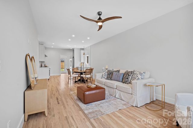 9 Gudger Road, Asheville, NC 28806