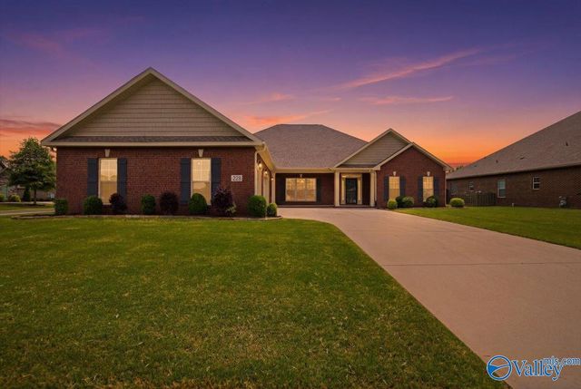 228 Farmdale Drive, Madison, AL 35756