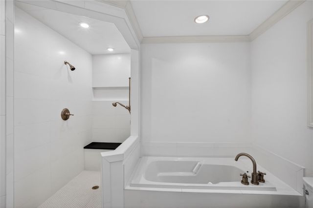 1208 DUSKY THRUSH TRL, Austin, TX 78746