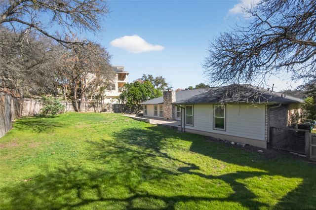 1208 DUSKY THRUSH TRL, Austin, TX 78746