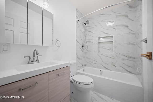 139B Farrington Court B, Lakewood, NJ 08701