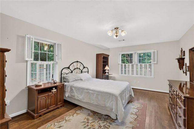 1186 Warrenhall Lane NE, Brookhaven, GA 30319