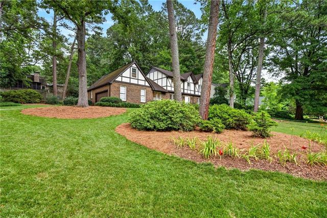 1186 Warrenhall Lane NE, Brookhaven, GA 30319