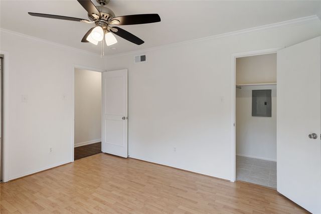 5881 Preston View Boulevard 202, Dallas, TX 75240